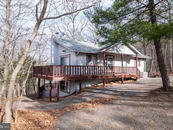 10 Lerner Ln, Basye, VA 22810