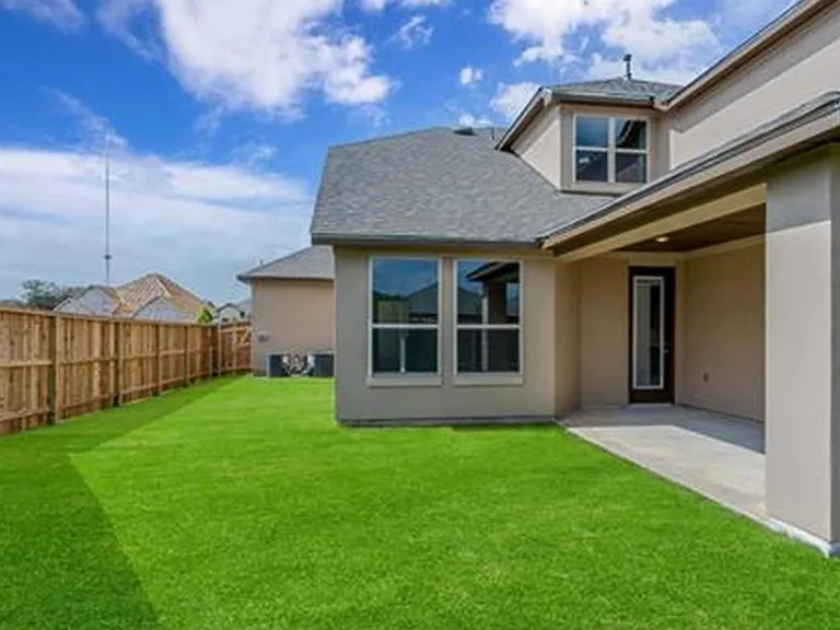 1422 Oaklawn Dr — Photo 10