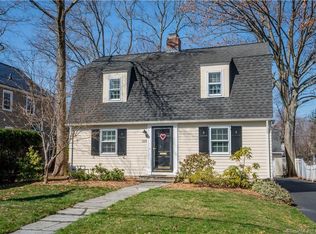 205 Griswold Dr, West Hartford, CT 06119