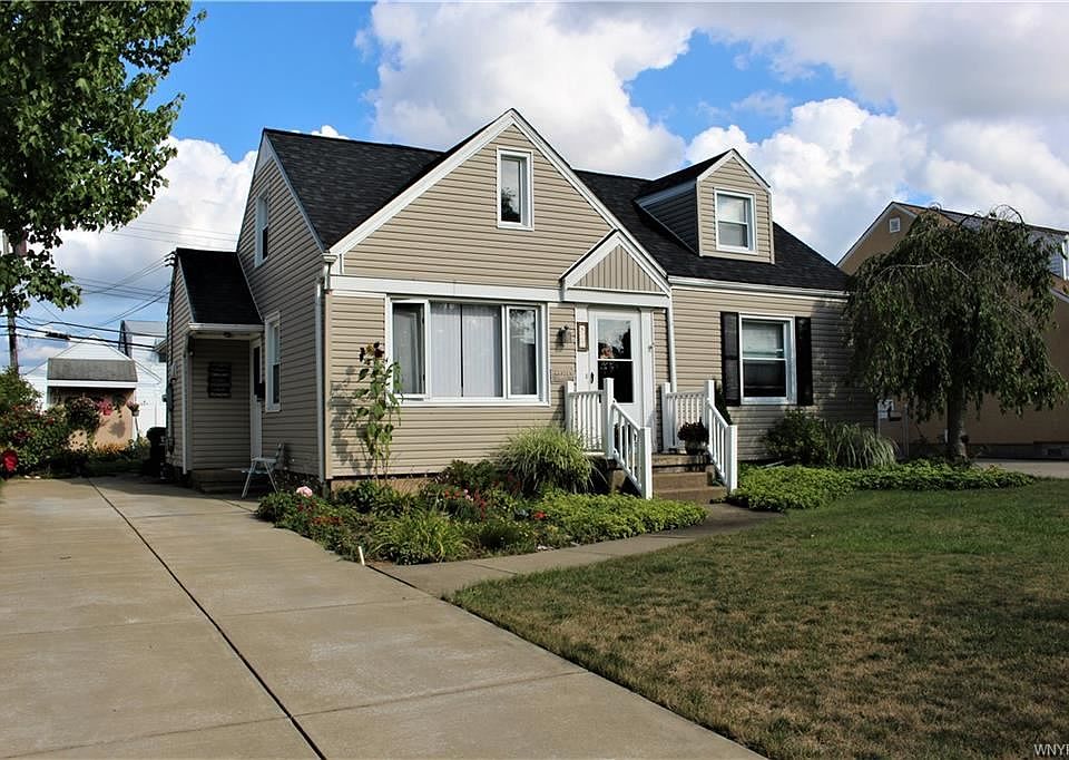 1st image of 477 Cornwall Ave