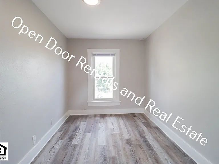 1918 Riedmiller Ave — Photo 5