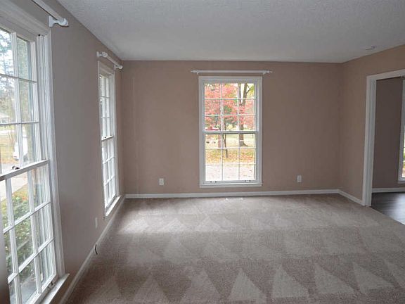4th image of 2308 Briarcliff Dr