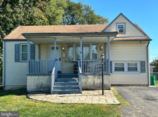 119 Green Lynne Dr, Levittown, PA 19057