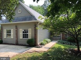 4242 Mockingbird Cir, Waldorf, MD