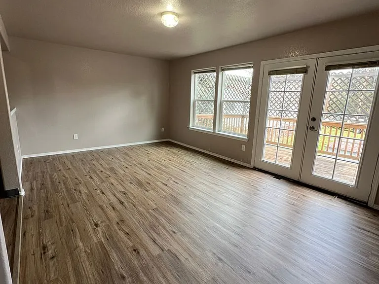 1837 Lexington Ave — Photo 2