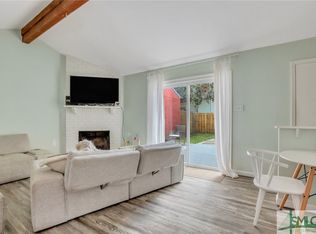 2 Harpoon Ct, Savannah, GA 31410