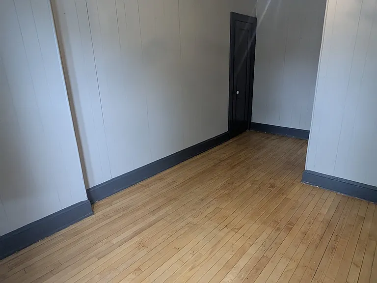 205 W Ring St #1 — Photo 5