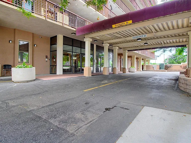 2225 E Buchtel Blvd #303 — Photo 15