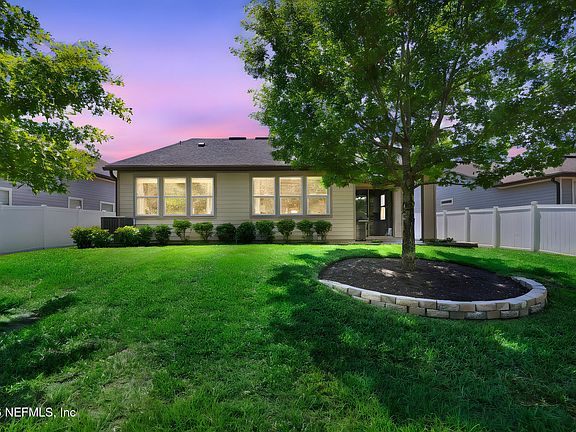 2nd image of 127 BROOMSEDGE Circle
