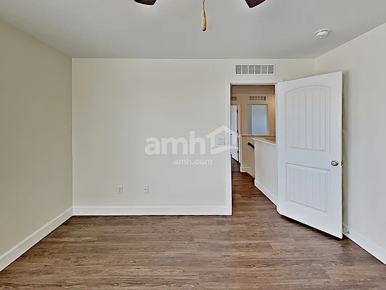 4457 Crestone Peak St — Photo 10