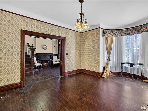 14th image of this home