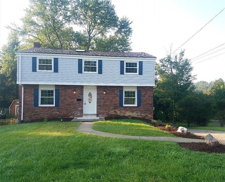 1st image of 146 Crescent Garden Dr