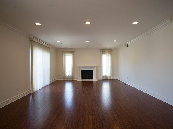 5th image of 8610 Chalmers Dr APT 402