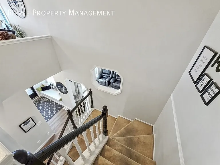 138 Mount Robson Close SE — Photo 35