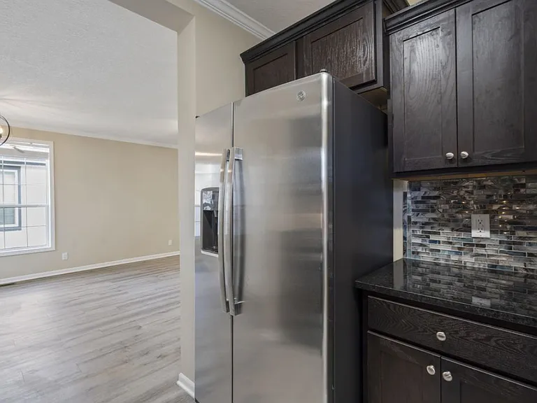 2000 Huff Pl #106 — Photo 8