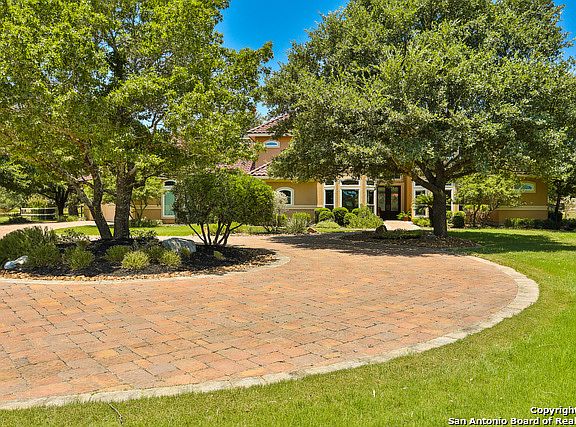 4th image of 30261 Saratoga Ln
