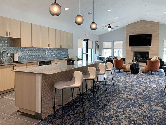 You''re sure to feel right at home in our cozy clubhouse.