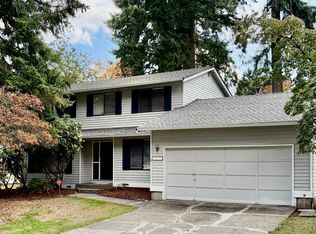9235 NE 142nd St, Kirkland, WA 98034