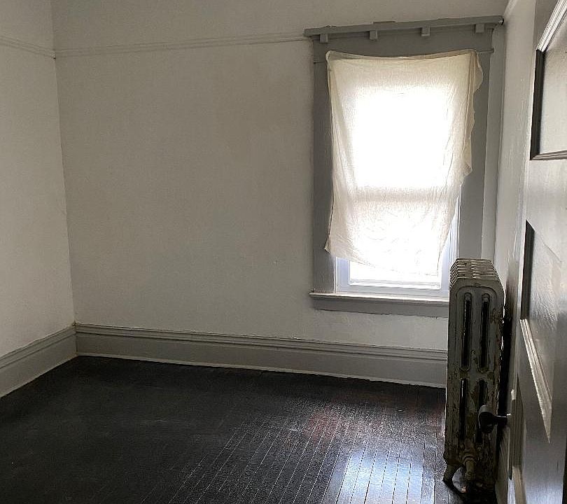 1st image of 1-3215 N Palmer St #1