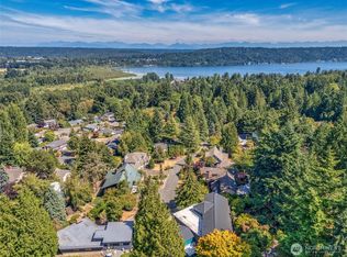 16407 NE 44th Way, Redmond, WA 98052