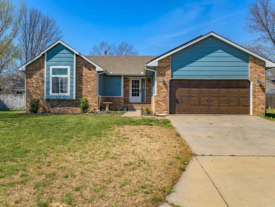 1009 N Park Rd, Rose Hill, KS 67133