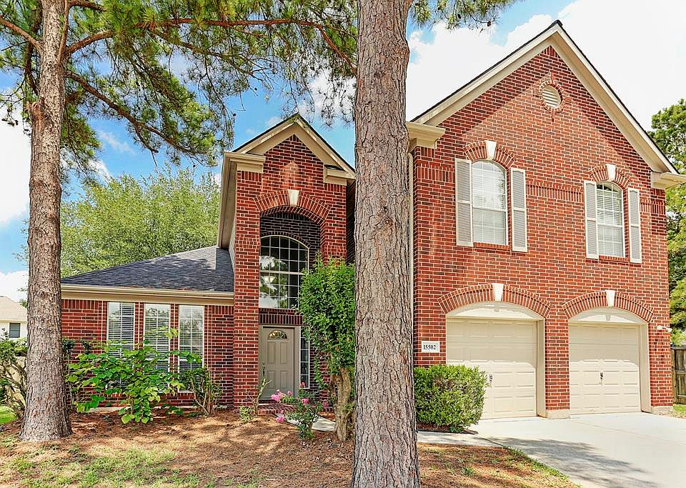 2nd image of 15502 Meadow Palm Dr