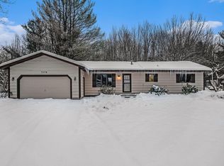 7078 S Brooks Rd, Fruitport, MI 49415