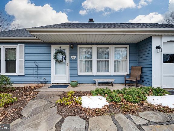 2nd image of 4652 Pheasant Run N