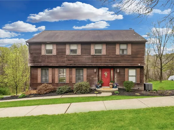 623 W Parliament Dr, Coraopolis, PA 15108