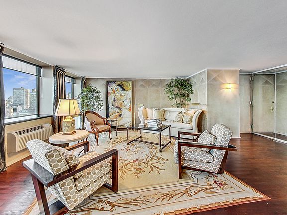 4th image of 1110 N Lake Shore Dr APT 29N