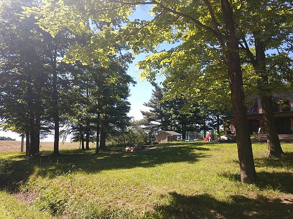 4th image of 848 Township Road 754