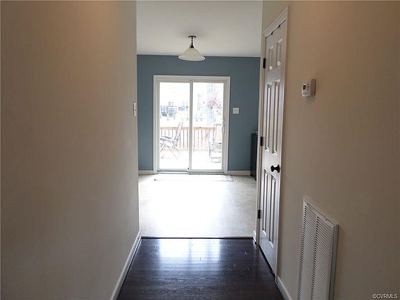 4th image of 11585 Oakrise Pl