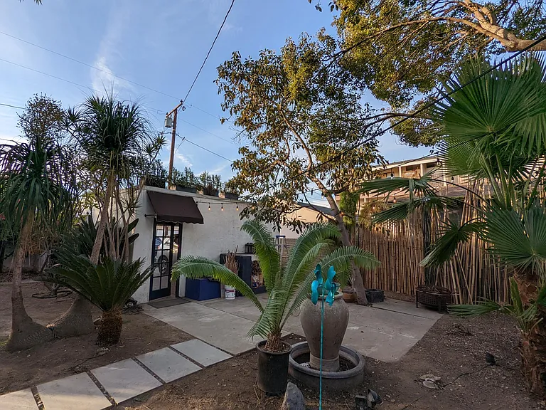 2253 Earl Ave — Photo 20