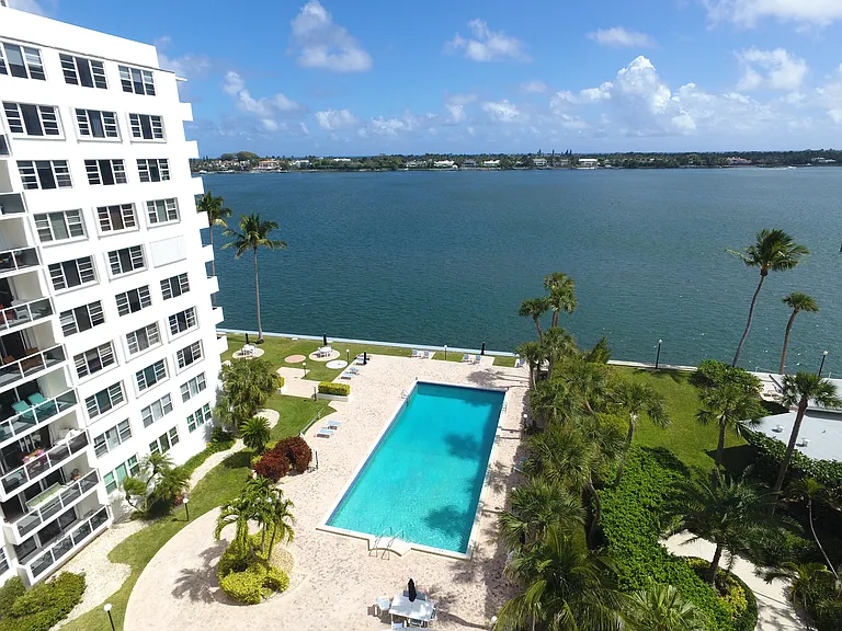 2800 N Flagler Dr #211-1 — Photo 21