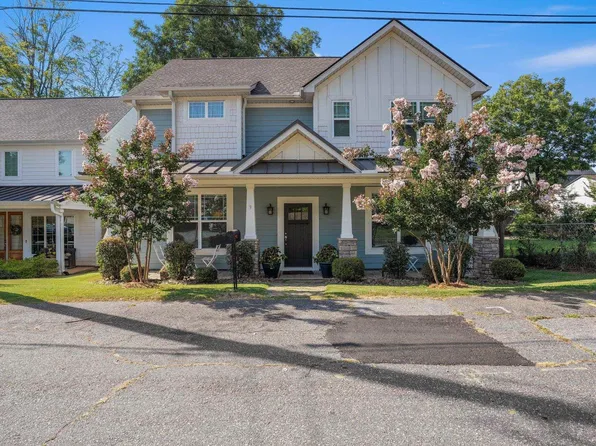 9 Winn St, Greenville, SC 29601