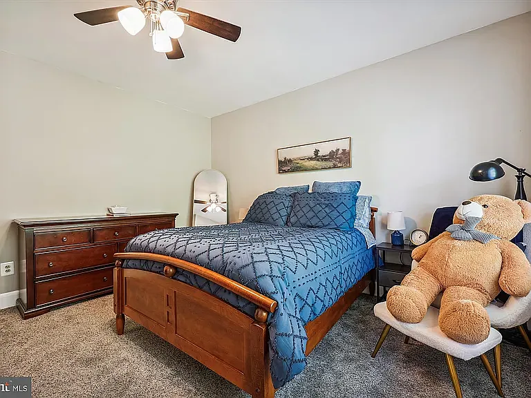 14708 Westbury Rd — Photo 63