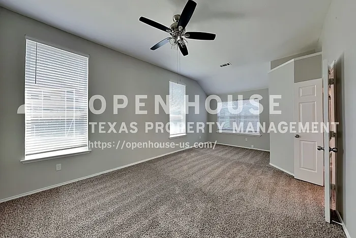 1626 Mallard Dr — Photo 9