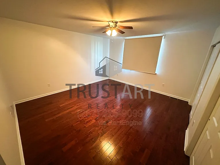 1816 N Front St #1-B — Photo 12