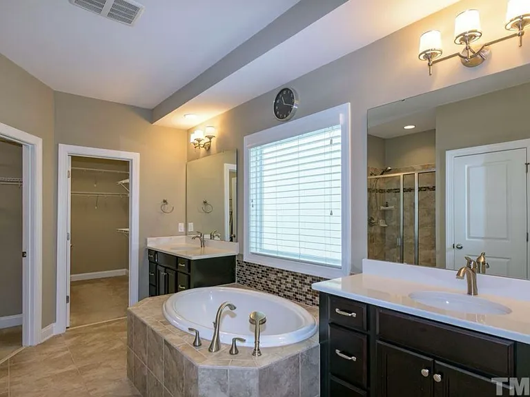 3920 Rock Rose Ln — Photo 20