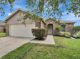 114 Mustang Stampede Dr, La Marque, TX 77568