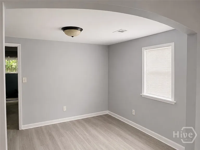 218 Fell St — Photo 4