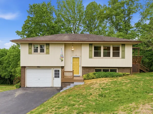 115 Meade Dr, Irvine, KY 40336