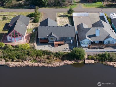 673 Island Circle SE, Ocean Shores, WA, 98569