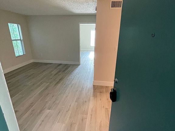 5th image of 2221 NE 2nd St APT 7