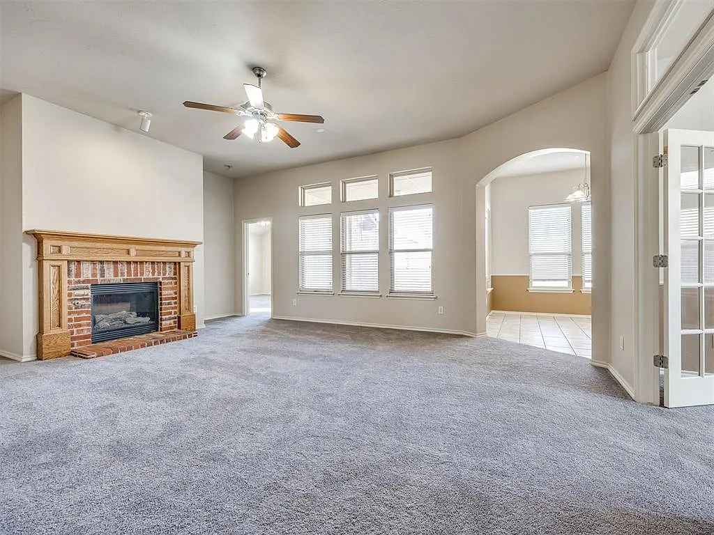 3 bed, 1827 sqft, $1,875 — Photo 4