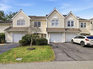 60 Spruce Ridge Drive, Fishkill, NY 12524