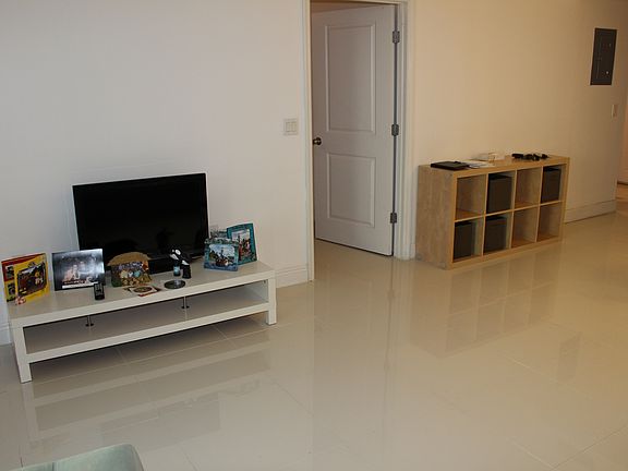 3rd image of 1250 S Miami Ave APT 2109