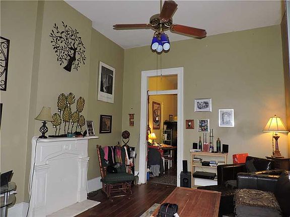 3rd image of 213-15 Delaronde St