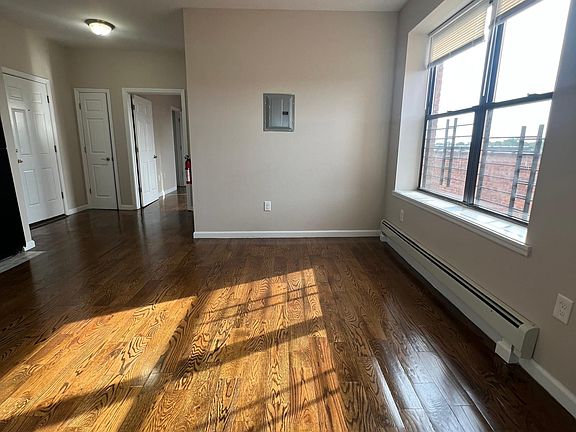 2nd image of 241 Munn Ave #406