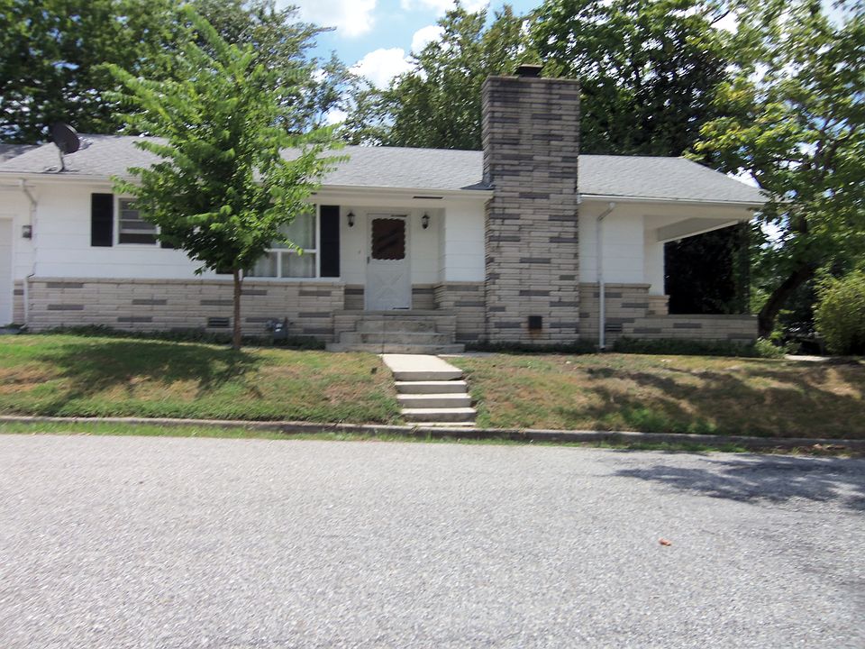 1st image of 1001 Chicago Ave